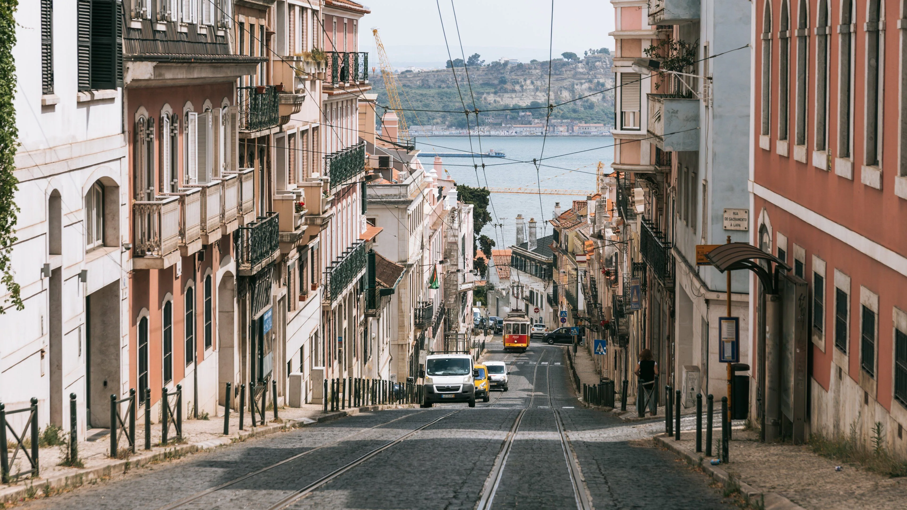 Estrela and Príncipe Real – The Aristocratic Heights