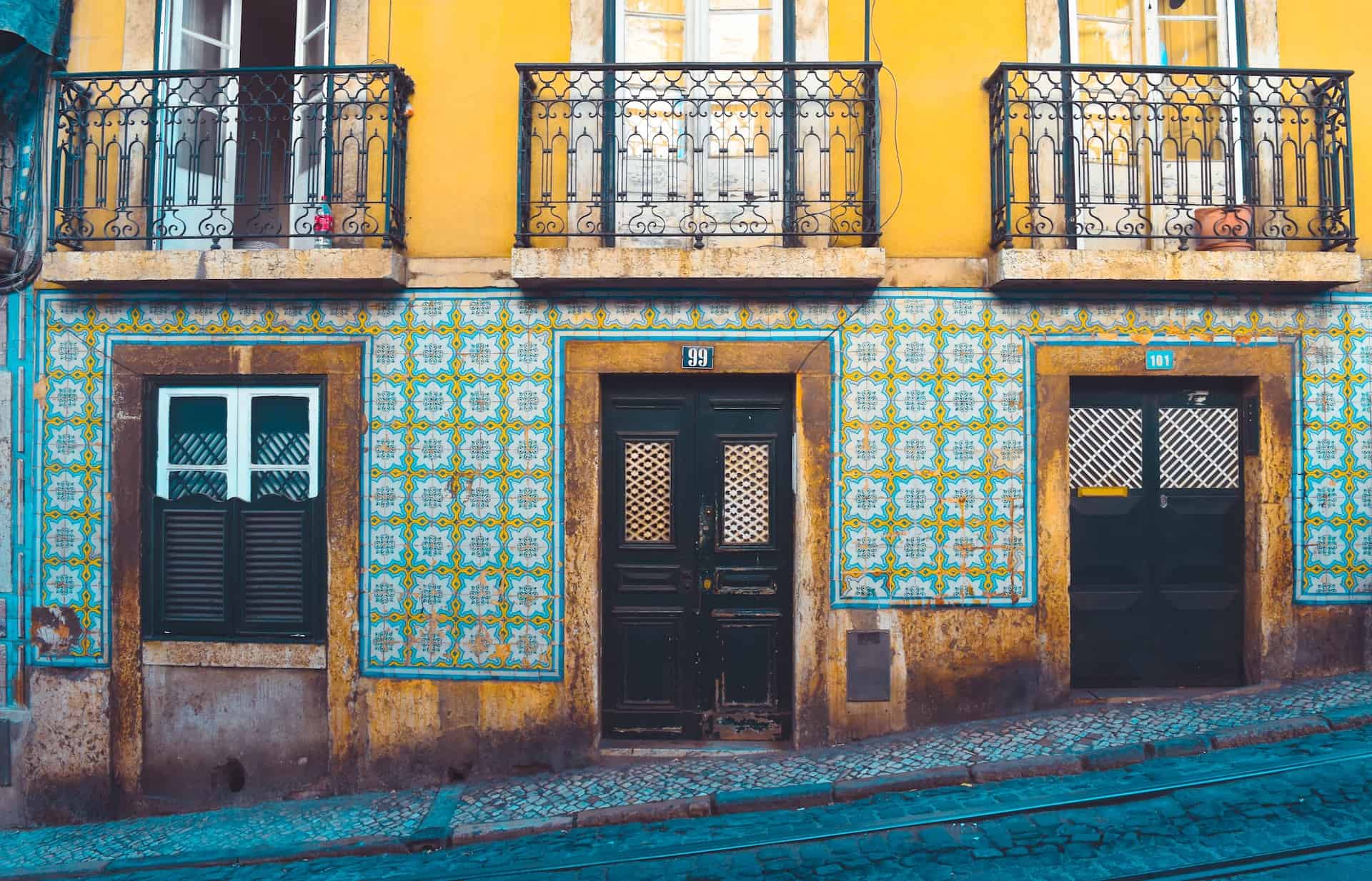 The Mouraria Secret – Lisbon’s Most Authentic Melting Pot